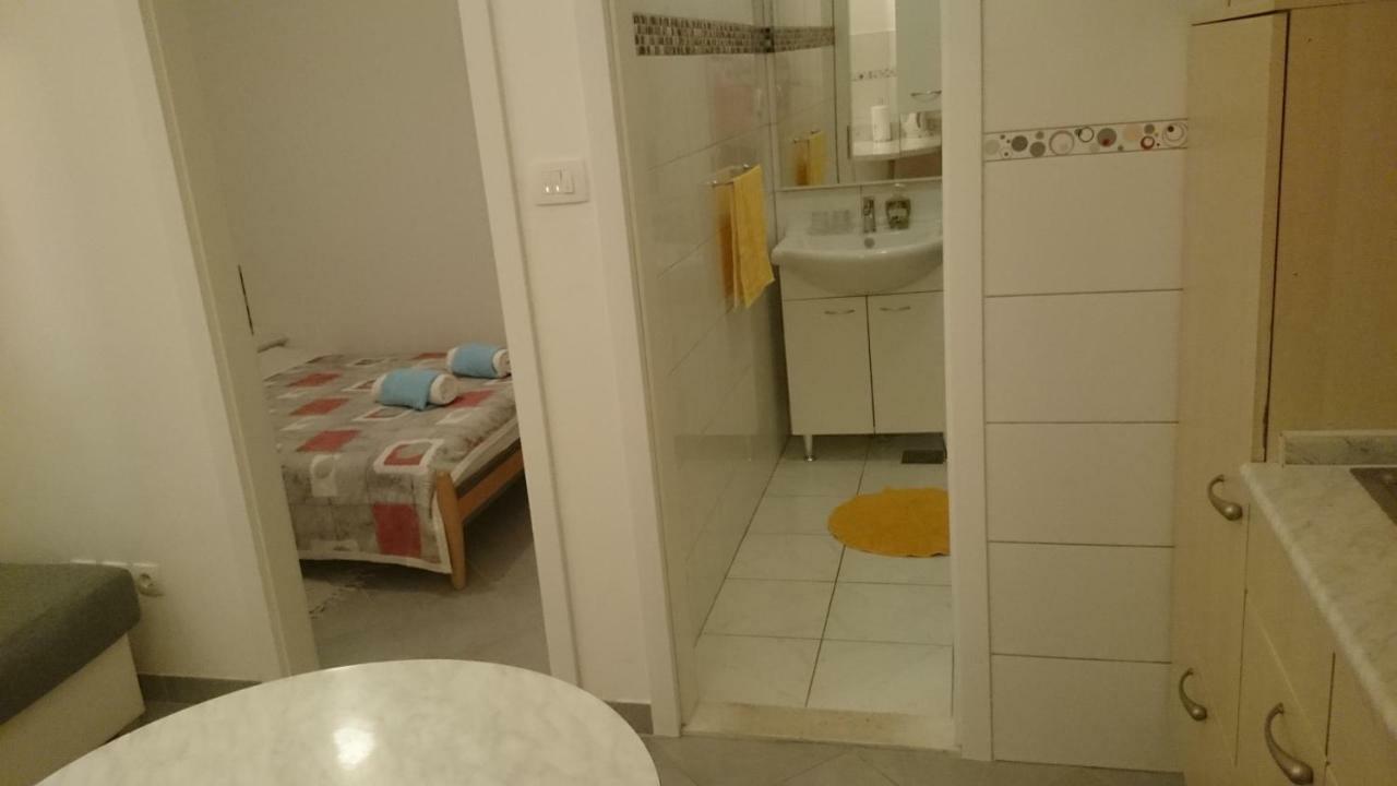 Apartman Renata Omiš Extérieur photo