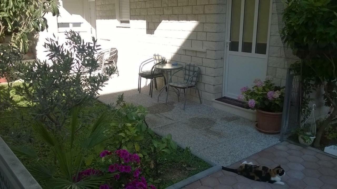 Apartman Renata Omiš Extérieur photo