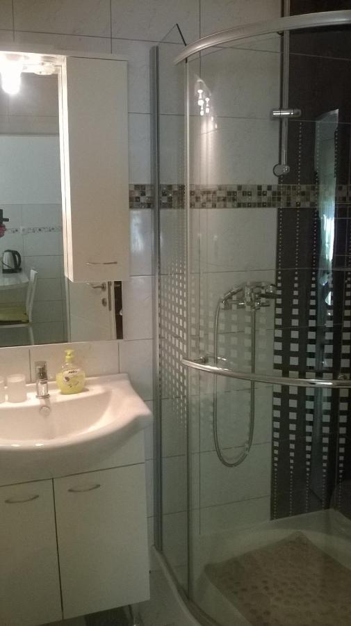 Apartman Renata Omiš Extérieur photo